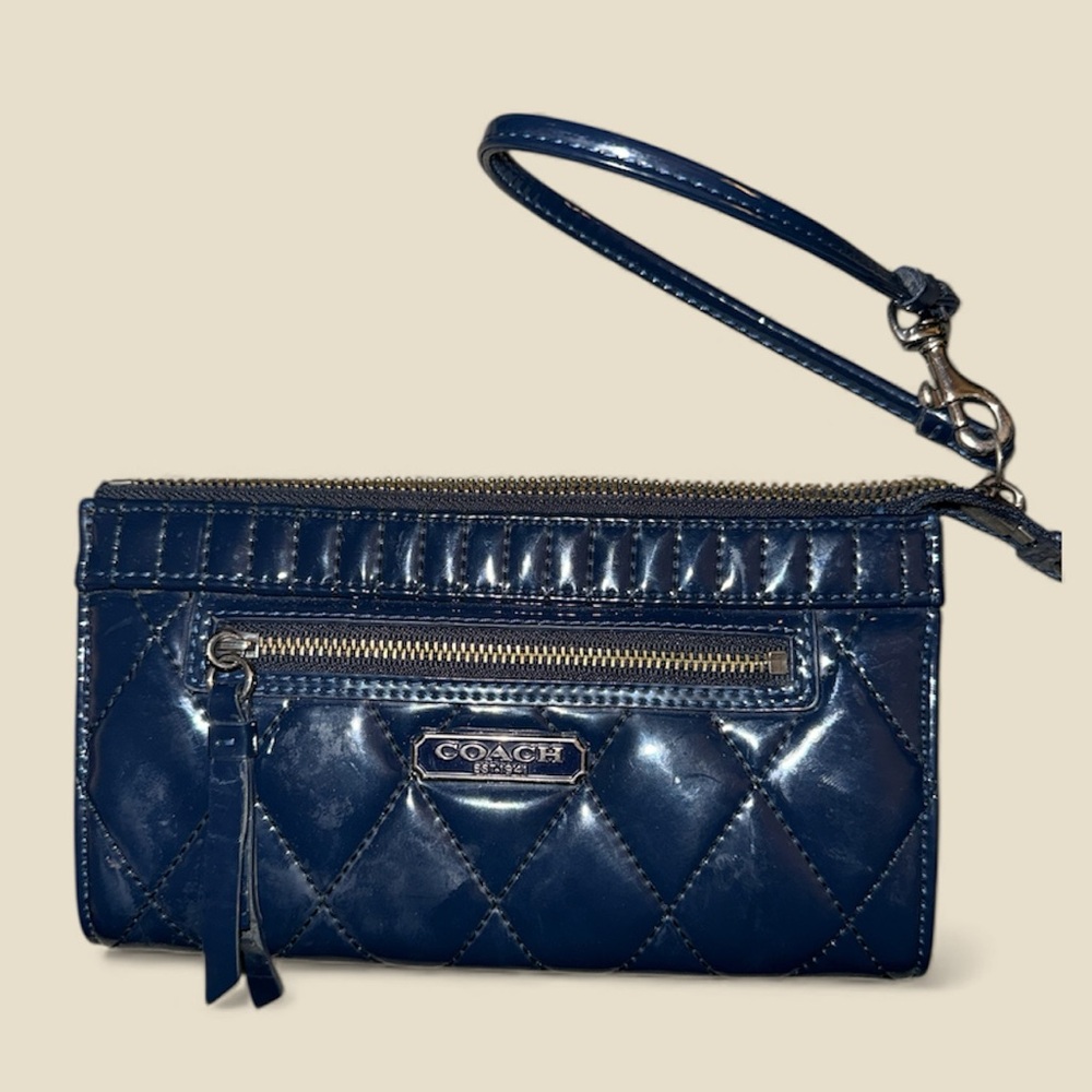 COACH Signature tan and navy blue medium tote with patent leather navy wristlet - Picture 4 of 16